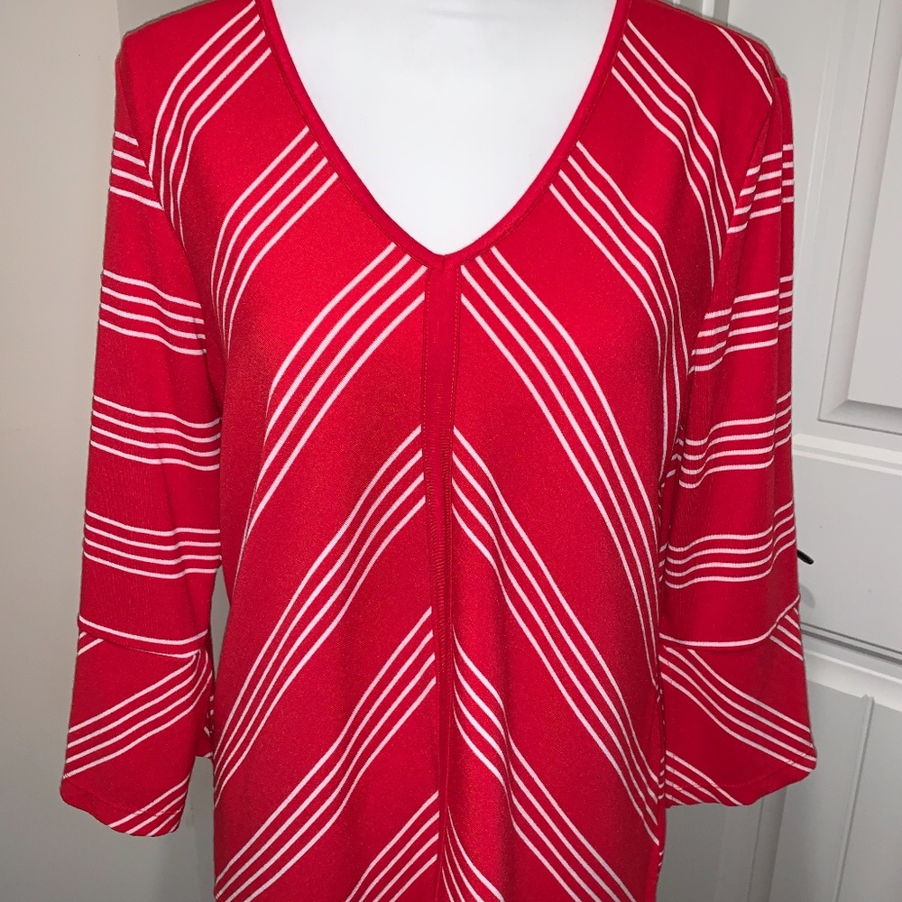 LIKE NEW Jones New York Striped Top